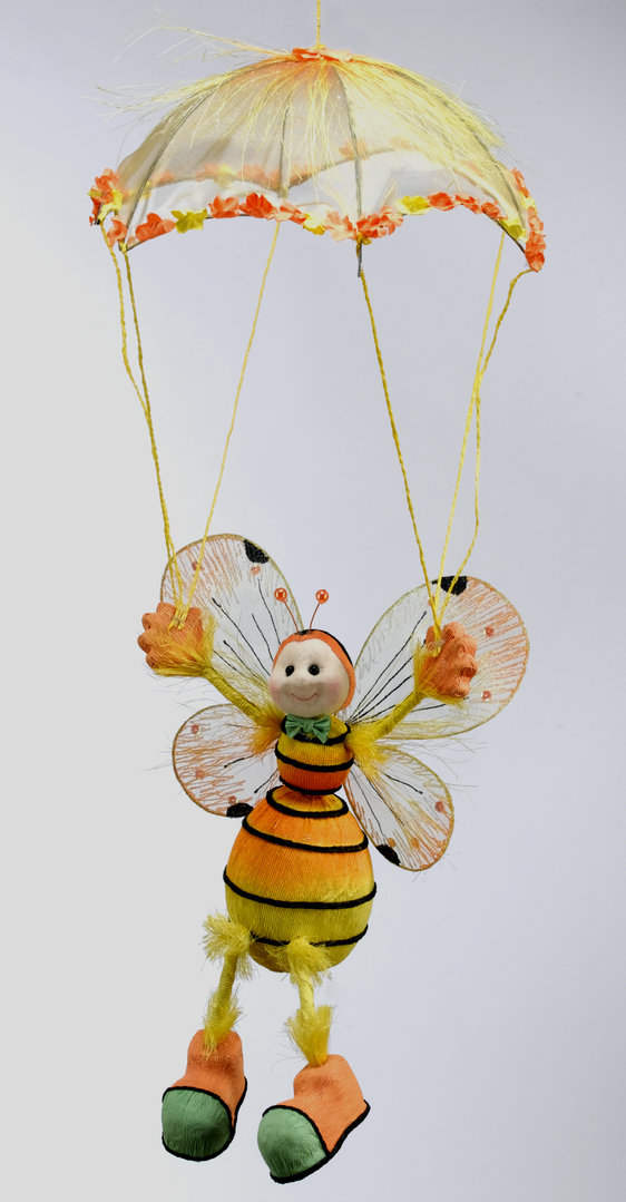 Biene mit Fallschirm